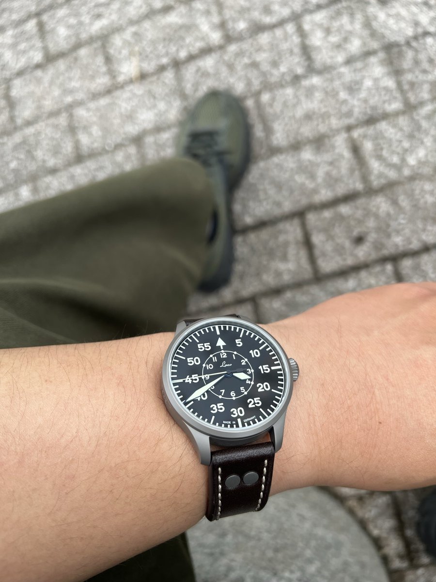 MUDMASTER202626's tweet photo. 涼しくなってきたし、久しぶりにLaco エディション99をつけて。
オリーブ色の服との組み合わせるの、最高だぜ。笑
#laco
#Edition99 https://t.co/3cSqsJEjTZ