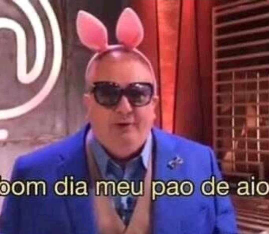 Buritiii's tweet photo. Virei a noite lendo, a vida presta https://t.co/pRafFiid9s