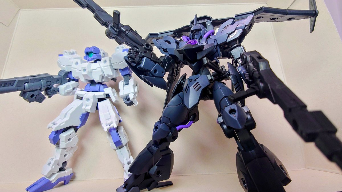 taste_born's tweet photo. 30MMのヴェルデノヴァとラビオットを組立て。30MMもカッコイイね https://t.co/V7smMdTaJr