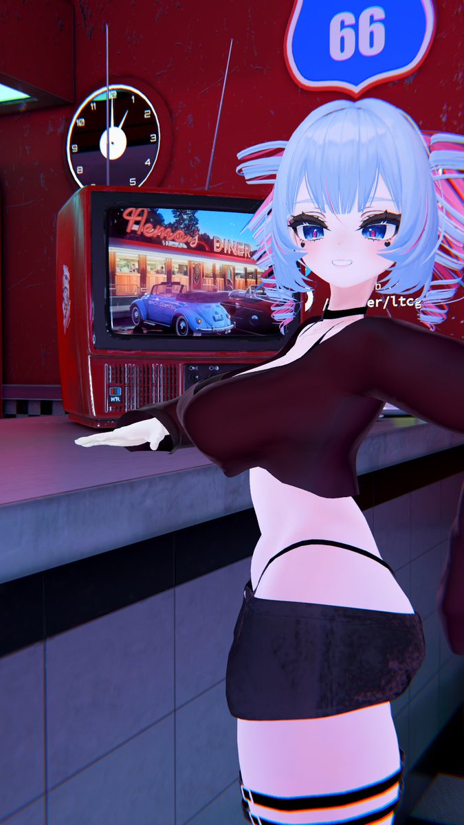 Solare0225's tweet photo. 価格改定前に購入したきせったで対応衣装のないアバターに服を着せてみた。
だいたいはBlendShapesの微調整できれいに着せられるけど、なぜかスカートがめくれる衣装があって解決策を検討中。 https://t.co/AmHRkDxNAq