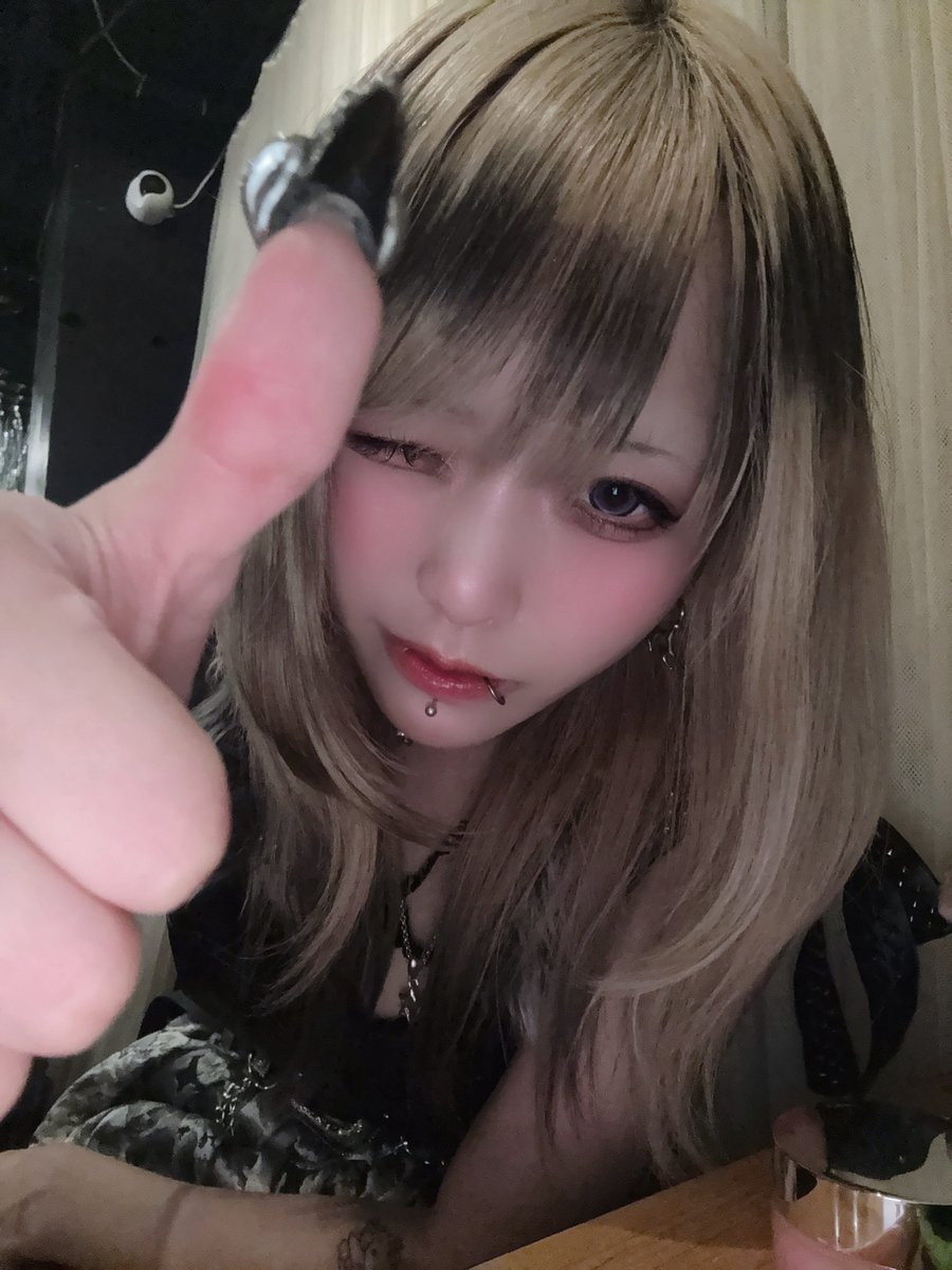 _AiK9_'s tweet photo. b https://t.co/4KnlZ2WK0r