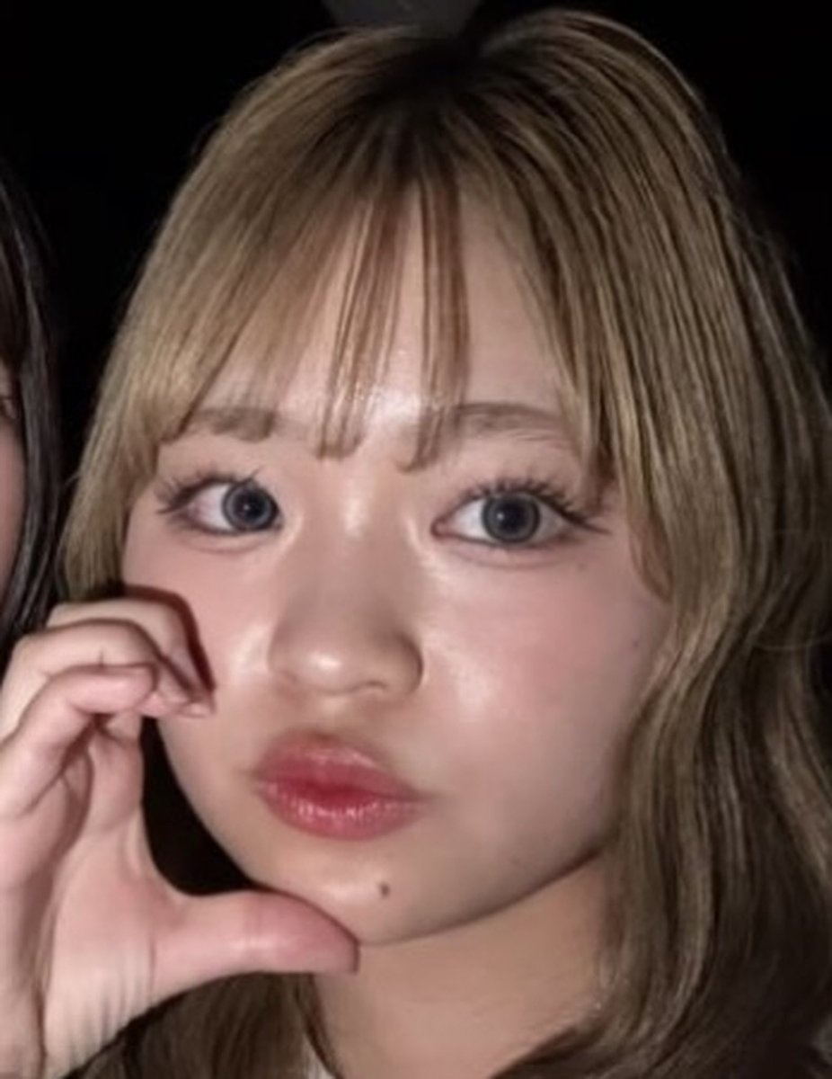 Satoshio0ghv's tweet photo. 【晒し依頼】
ゆうなのお顔晒すね💢💢💗💢
お顔テカテカすぎるから💢💢💗
調子乗ってるゆうなちゃんは雄の餌になりましょうね💢💢💗💢
140cmちょっとのロリ体型で誘ってくるな💢💢💗 https://t.co/eLTphnV5dU