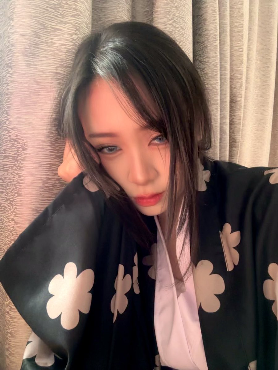 Lily_JKT48's tweet photo. Terimakasih banyakkk untukk vcnyaa lovee, ak seneng bangett bisa mengobrol lagi, aku senang mendengar kabar if kalian sehat dan baik baik aja 🥹 aku juga happyyy banget bisaa berkenalan!! Smogaa nextnyaa bisa mengobrol lagi biar makin akrabz WKWKKW, havee funn for tudeii, enjoy ur weekend luv #Talysilaturahmi