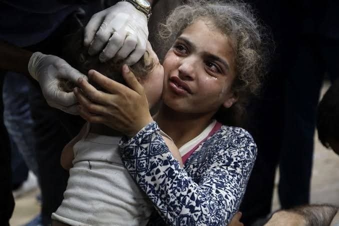 nylwfr148794's tweet photo. @sanchezcastejon Because Israel has the most moral army in the world, this Palestinian girl is shedding a world of tears for her wounded brother.
#MostMoralArmy https://t.co/Iz3nvhHxzg