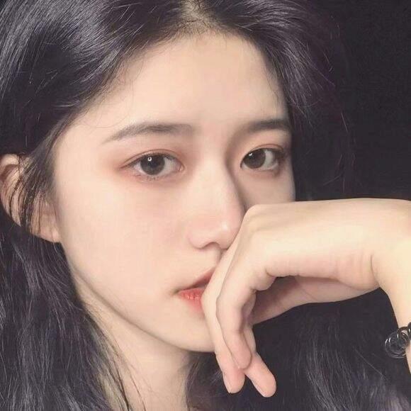 Pongdof7412's tweet photo. 💎 🎉 💐 🧢 some mornings just feel heavier than others. https://t.co/8NAU8T0ftG