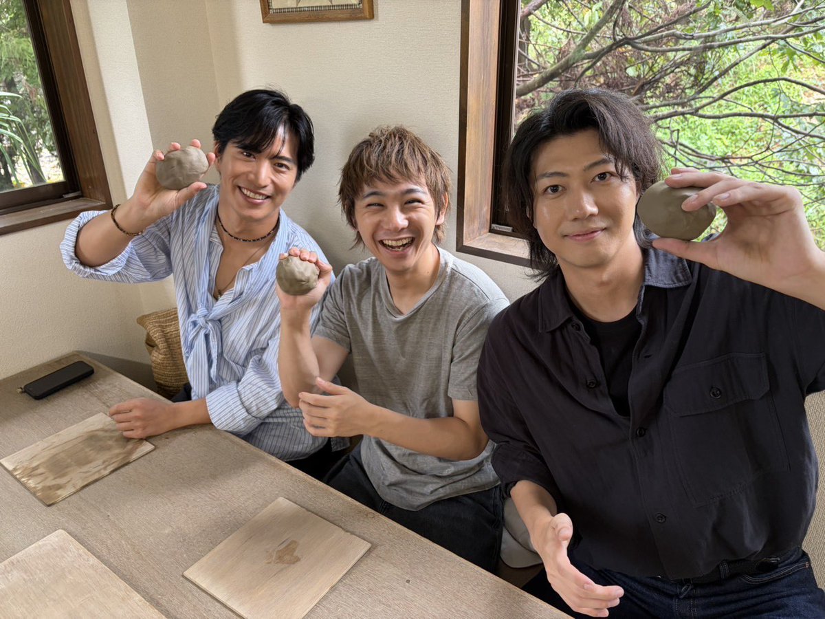 suga_kenta1019's tweet photo. さんたなぴくとファンツアー
無事に終了致しました！
お越しくださった皆様ありがとうございました！！最高の夏の思い出ができた！😳
みんなにとっても素敵な時間であってくれたら嬉しい！
みなさんは僕たちの"特別"です。
この繋がりは何があっても変わりません。
幸せで愛おしい時間でした。
また会える日まで自分たちを磨き続けます。

#さんぴくといっしょ2026

で感想呟いてね！