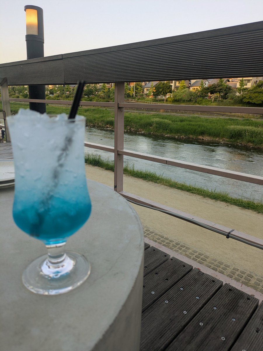 MSuperBeaver27's tweet photo. あーーー、京都行きたい
鴨川沿いが大好物(*´ω｀*) https://t.co/pzWXbADwSY