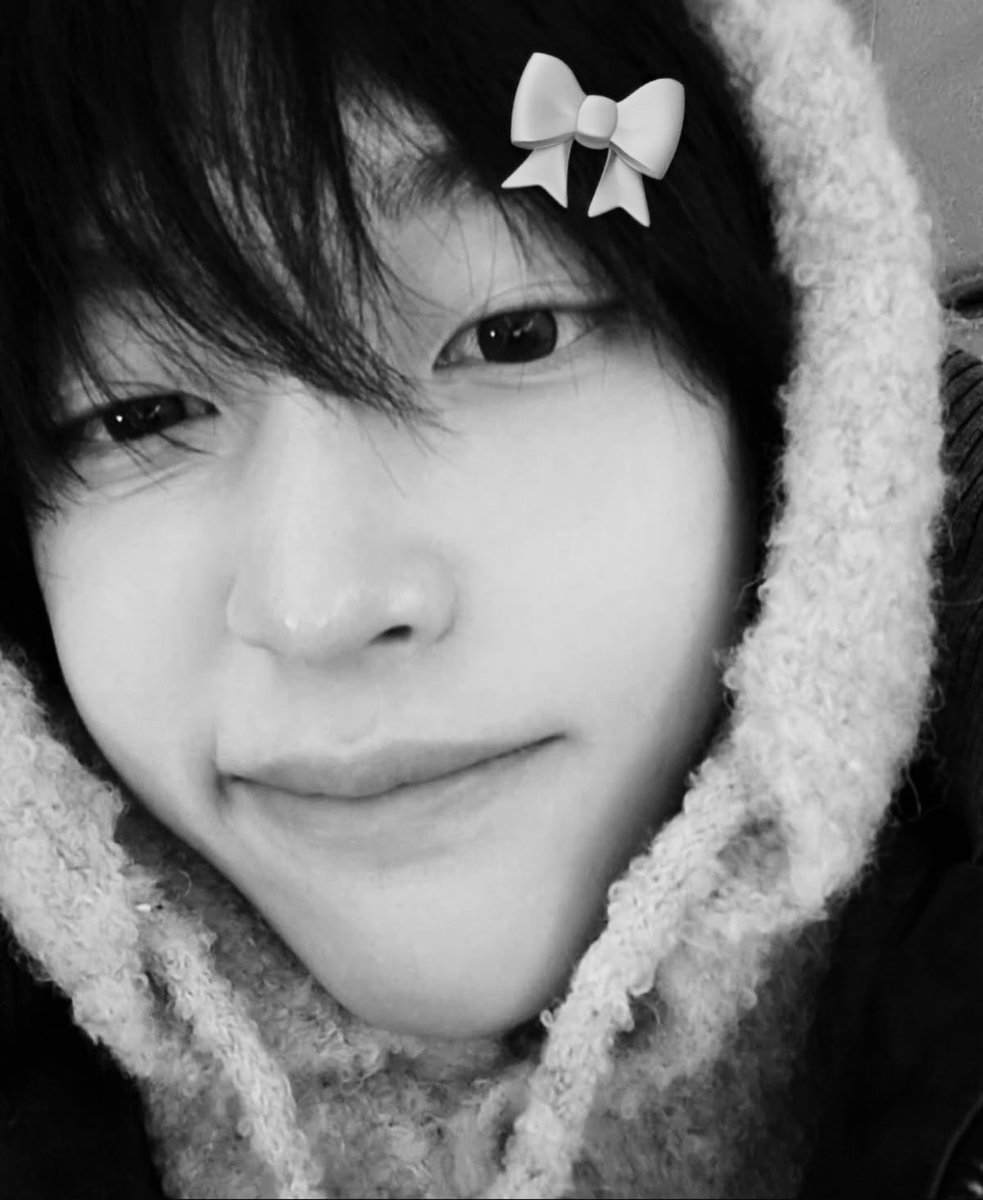 wornsuede's tweet photo. @chacemire 🎀𓂃࣪˖ CbeLapA ImUeTsIh aQ?

🎀🌸 Eyyi berjanji untuk 𝗉͟𝗂͟𝗇͟𝗄͟𝗒 setiap saat, Eyyi janji untuk terlihat 𝖺͟𝖾͟𝗌͟𝗍͟𝗁͟𝖾͟𝗍͟𝗂͟𝖼 setiap saat, kami berjanji memancarkan 𝗌͟𝗂͟𝗇͟𝖺͟𝗋͟ 𝖼͟𝗈͟𝗊͟𝗎͟𝖾͟𝗍͟𝗍͟𝖾 setiap saat 🎀🌸 https://t.co/ycGzoqi4ib