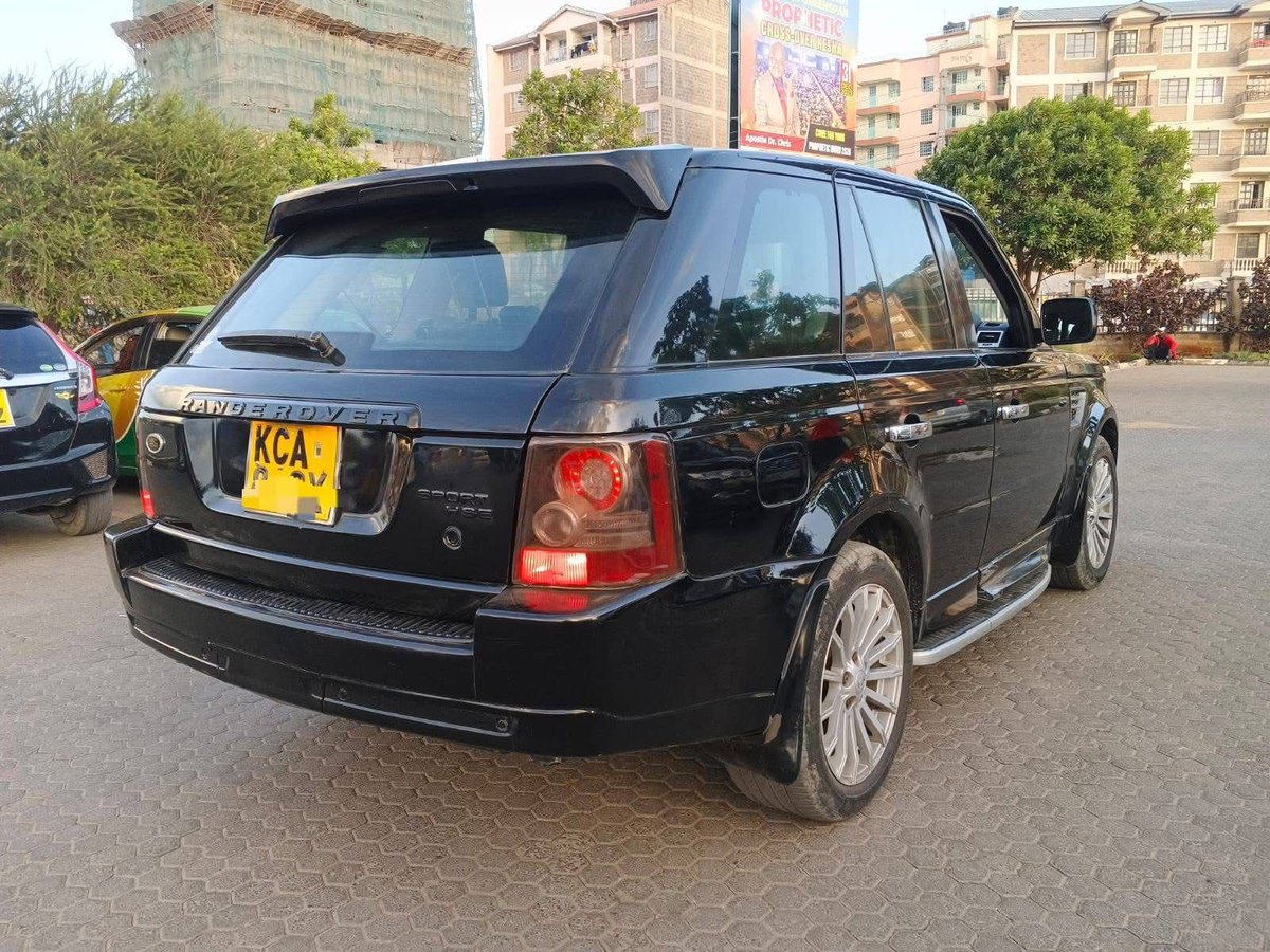 aswanation's tweet photo. @Urunzii and I have had this Range Rover for 2 yrs now. Everything working well. It’s now time to let someone else enjoy it for just Ksh 2.5M

2010 Range Rover sport 
3.0L SDV6
6 speed automatic transmission 
Black leather interior 
Herman Kardon surround system 
Air suspension all round 
Clean both in and out 
0714371542