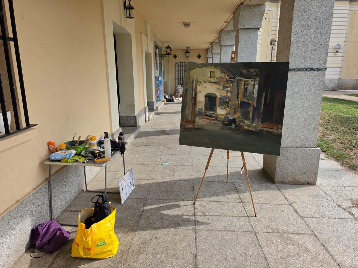 Mtnezparamo's tweet photo. Un año más estamos en el🎨 XVII Certamen Pintura Rápida de El Pardo 🖼️ en un entorno con valor medioambiental y cultural excepcional promoviendo el desarrollo de las artes plásticas en pintura 🖍️ este año como tema el 75 Aniversario de Anexión de El Pardo a Madrid @JMDFuencarral https://t.co/8QMgnYCjry