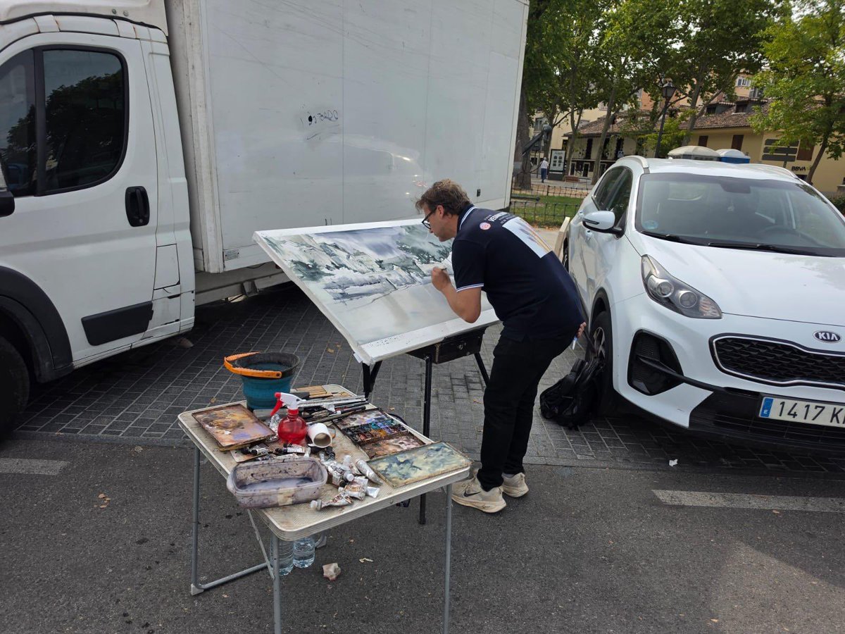 Mtnezparamo's tweet photo. Un año más estamos en el🎨 XVII Certamen Pintura Rápida de El Pardo 🖼️ en un entorno con valor medioambiental y cultural excepcional promoviendo el desarrollo de las artes plásticas en pintura 🖍️ este año como tema el 75 Aniversario de Anexión de El Pardo a Madrid @JMDFuencarral https://t.co/8QMgnYCjry