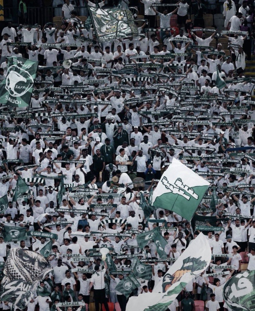 3zz7d_'s tweet photo. @snbalahli ماشاء الله تبارك الله 🇸🇦🇸🇦
الفففف الففف مبروك للصقور 🇸🇦🇸🇦
الف مبروك لفوز منتخبنا 🇸🇦🇸🇦
مبروك لكل قلب اخضر 
مبروووك المنتخب السعودي 🇸🇦🇸🇦

شكرا للبنك الاهلي 💚💚💚🤍 https://t.co/QTQoMJVnpG