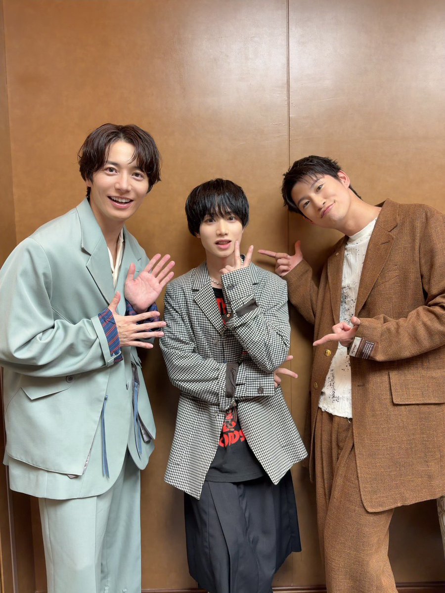 H1deA's tweet photo. うえふぇす2026 東京
MCとして参加させて頂きました！

植さんとお揃いで爆笑して始まった一日。

沢山の愛に溢れた場で共にお祝いできたこと大変光栄でした！
貴重な機会をありがとうございました！

とっても楽しい素敵な時間でした！

植さんお誕生日おめでとうございます🎉 https://t.co/dVQwAjlKs3