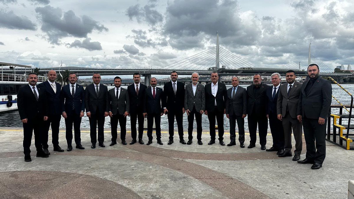 mhp_maltepe's tweet photo. Milliyetçi Hareket Partisi İstanbul İl Başkanımız Sn. Volkan Yılmaz’ın katılımıyla; İl Yönetim Kurulu Üyelerimiz ve İlçe Başkanlarımızla birlikte, İstanbul Ticaret Odası (İTO) Yönetim Kurulu Başkanı Sn. Şekib Avdagiç ile bir araya gelerek verimli bir istişare toplantısı gerçekleştirdik.
@aykutdogan91
