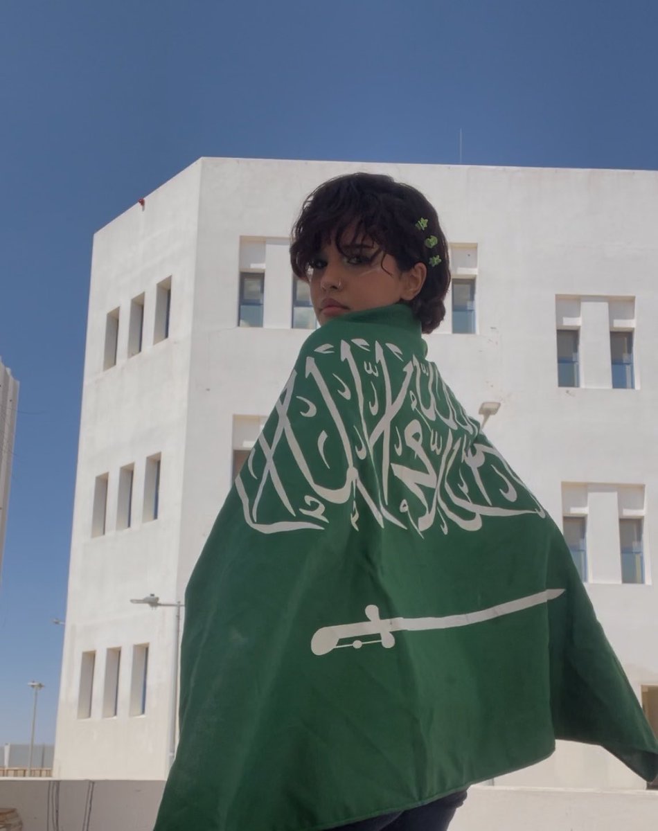 lyvra2iu's tweet photo. 🇸🇦🤞🏻 https://t.co/5gOYhXGH4K