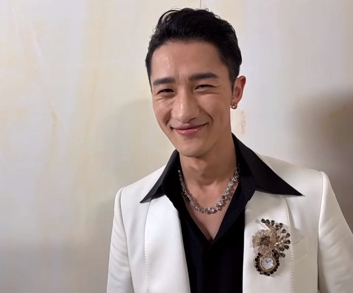 Timeless_9Up's tweet photo. งานมิลานยังไม่จบ 🫠

#岩本照　
#DolceGabbana
#ドルチェガッバーナ
#DGXHIKARU
@dolceggabana https://t.co/NMEyOaEul6
