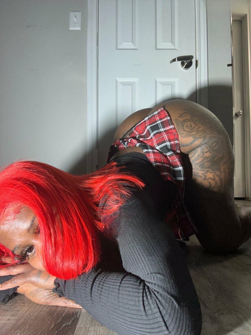mayatheAss's tweet photo. Arch game strong🍫🥹 https://t.co/cOsAl41qAa