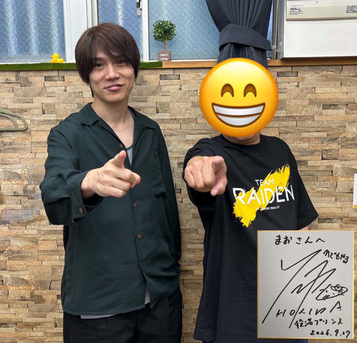 maosuke0404's tweet photo. 今日は1年半前の黒沢さんイベント以来のジャンソウルさんへ🚗³₃
本田さんと3戦目に同卓
東発本田さん親
小三元、混一色が絡んで8000オール😱
1本場:リーチ1発自摸、対々和三暗刻、ドラ8、裏3で18翻のツモリ四暗刻16100オール😱😱 
次はMでもやってくれるそうです🫵✨
ありがとうございました😆👍 https://t.co/uLgjqHUSak