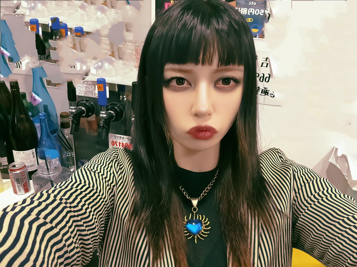 potesarachannn's tweet photo. 前髪切ったョ

クレオパトラとか柴咲コウとかアンルイスとか言われながら過ごしている。

☁️ https://t.co/4exsKDv5z8