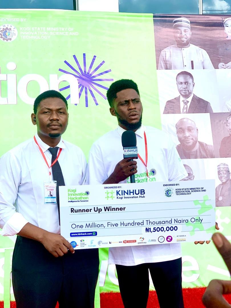 slicery_'s tweet photo. Team ProSec presented our IoT security system for real-time theft detection and alerts.

Great experience, connections, feedback &amp; mentorship. We keep building! 🚀

Kogi will produce world-class innovations. 🌍
#KINHACK #KINHUB #KogiInnovationHub #Hackathon #GovTech https://t.co/JteOwJTaNM