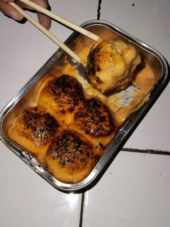 meenankalter's tweet photo. JYUJYURR ENAKKK BGTTTT LOVE DIMSUM MENTAI 😡❤️ https://t.co/Wd3yU8Zgfl
