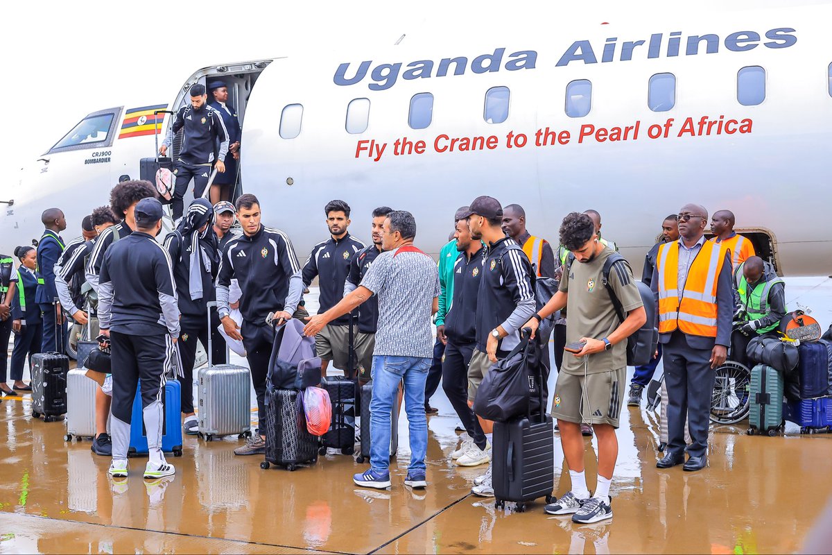 ubctvuganda's tweet photo. UPDATE- Kabalega International Airport received passengers this afternoon aboard a Uganda Airlines chartered flight carrying the Libyan national football team.
📸- Jowel Ssenyange. 
@ShotsByJoel https://t.co/zV8JgcCpvC