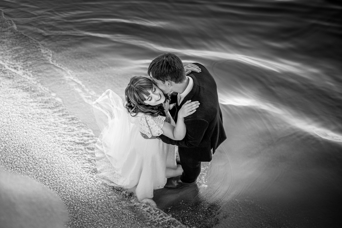 fineartphoto64's tweet photo. #brideandgroom
#weddingphotos #kentweddings
#blackandwhitephoto
#bridetobe https://t.co/sHfoBXfoQn