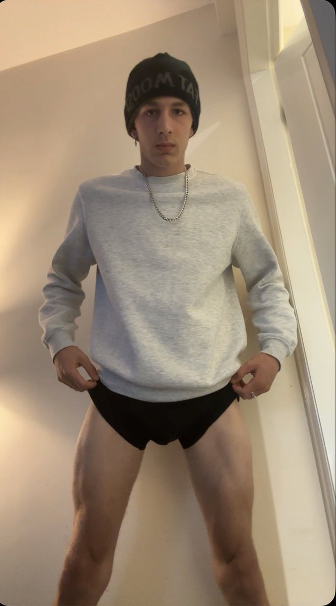 userwebster69's tweet photo. Morning u lot 😁
#fyp #boxers #straight https://t.co/ZvDqs2NSMp