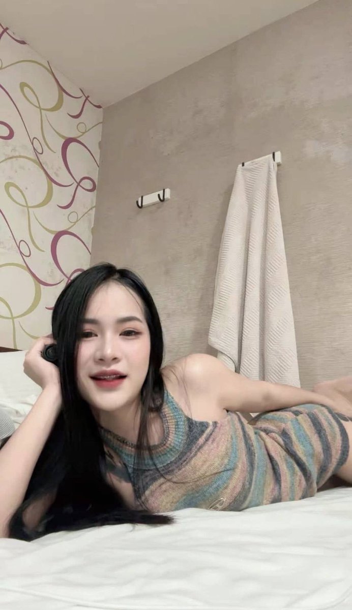 Baeesso's tweet photo. 💄”ตอนแรกก็ไม่เชื่อ จนกระทั่งลองใช้เอง... ไอเทมลับที่บิวตี้บล็อกเกอร์เกาหลีโหวตให้เป็นอันดับ 1!“ 🦋 ครีมกันแดดเนื้อซูเฟล่ บางเบา คุมมันนาน 🌤️
ไอดีไลน์: p_rrn45
#รับงานหาดใหญ่ #สงขลา #หาดใหญ่ https://t.co/urchlC91We