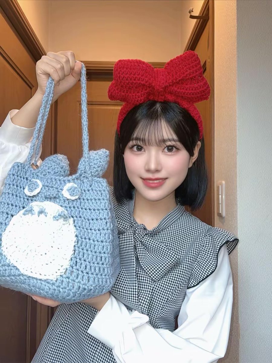 sakura_panda48's tweet photo. はじめまして

NMB48 8期生黒島咲花です

「さきか」じゃなくて「さくら」です
黒鳥ではなく黒島です

最近の趣味は編み物です https://t.co/bjHeYI4dRF