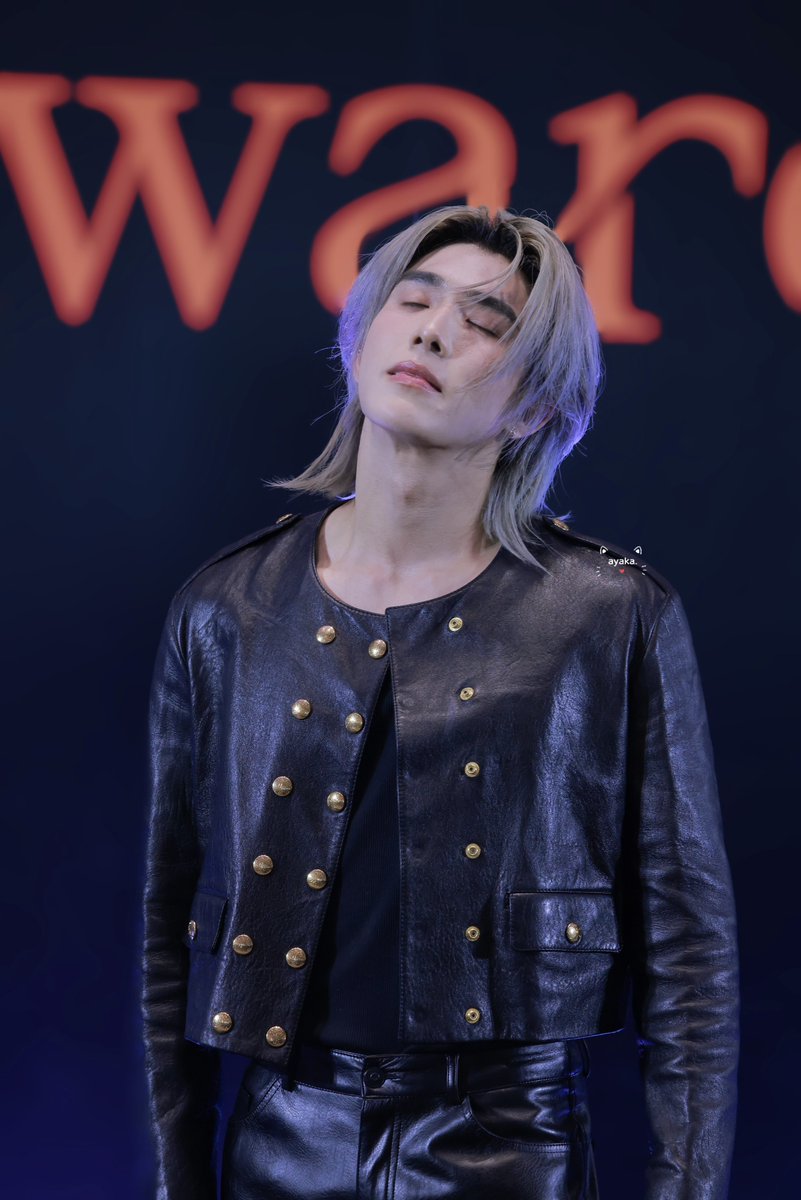 CheHyang2182's tweet photo. Legend 🖤

FEEDxKHAOSOD AWARDS 2026

#FEEDxKHAOSODAwards2026xBOOM
#RVW #BXXMRVW @bxxm_rvw https://t.co/4Y1OWLFu7Z