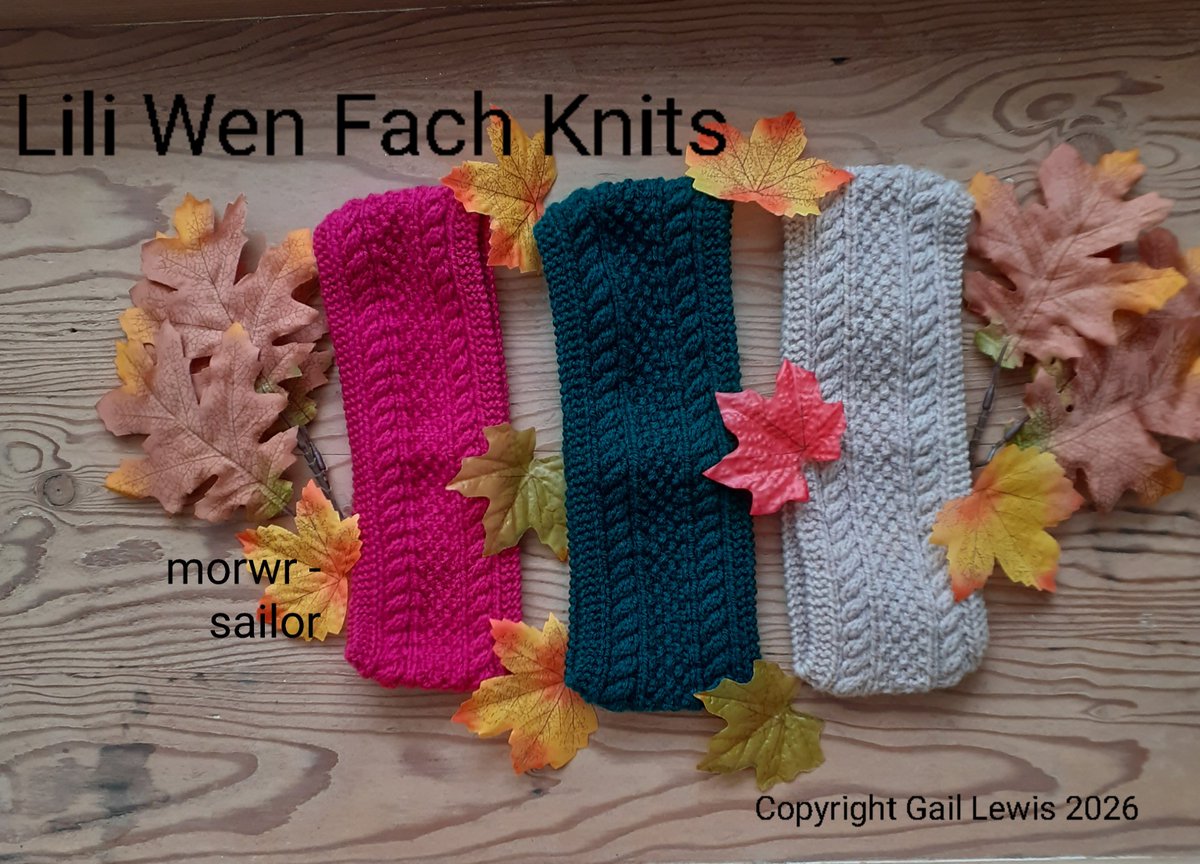 LiliWenFachKnit's tweet photo. P'nawn Da #WelshCraftHour working on headbands today. These acrylic ones are already on the Lili Wen Fach Knits website, and I'm making some pure wool ones atm. I really like the mix of stitches I've chosen (after much deliberation!🙂) and I'm now a headband convert: so comfy! https://t.co/pV0NMRpb10
