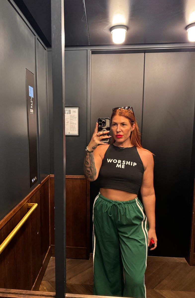 ServeHarley's tweet photo. Spoil Me 💰 https://t.co/CM4gfekMYR https://t.co/jQX1Fz7yTo
