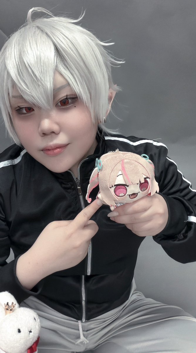 kurume_dina's tweet photo. 🎲👻🍼🎀併せしてきた〜！
楽しかったぞ〜！！！！！
（上げ直し💦） https://t.co/atxxKkF2uJ