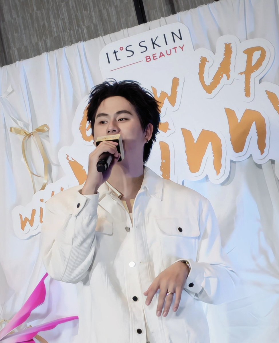 forjykhb's tweet photo. meitu vip ชีเริ่ดว่ะ ลงคลิปไม่ชัดอยู่ทำไมตั้งนาน https://t.co/706OPjWXZ2