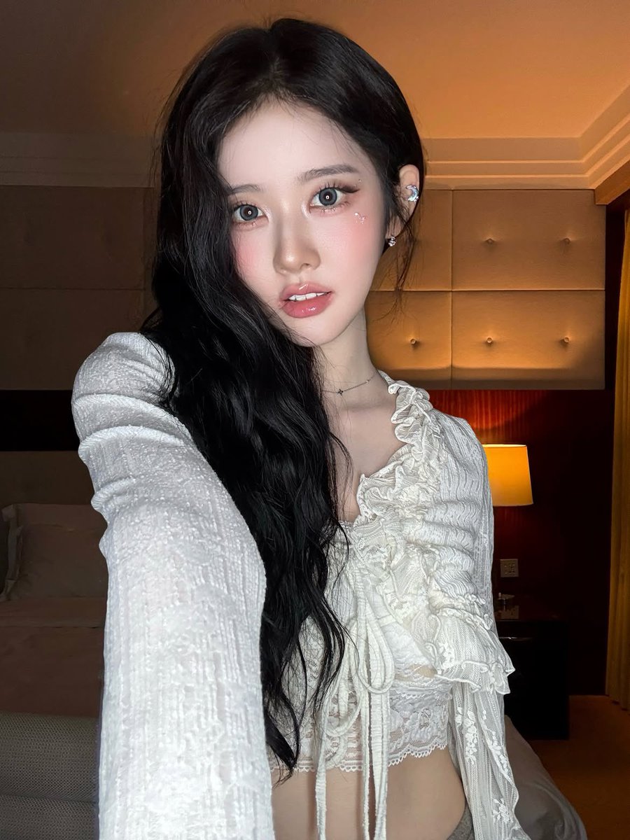 luxsieun's tweet photo. 260927 #시은 인스타

사랑이 시작된 순간을 기억하나요오오🩶 https://t.co/JHG7zGainf