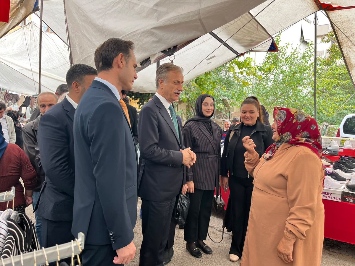 _yusufcoskun's tweet photo. Türkiye Yüzyılı Buluşmaları kapsamında, İlçe Teşkilatımızla birlikte Tuzla Aydınlı Mahallesinde esnafımızı ziyaret ettik.

Samimiyeti ve güler yüzüyle bizleri karşılayan tüm esnafımıza hayırlı ve bereketli kazançlar, işlerinde kolaylıklar diliyoruz.

Türkiye Yüzyılı Buluşmaları kapsamında gönül gönüle, omuz omuza çalışmalarımızı sürdürüyoruz. 

📌Tuzla | Aydınlı Mahallesi