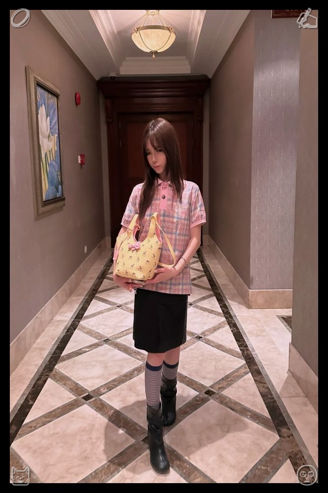 Diane41cross's tweet photo. 😬Spring walk outside FlowersSpring walk Flowers“You will go,” Clara says, smiling, “And you’ll have a great time. Now go, before it gets too dark, and drive safely. I’ll see you soon, okay?” https://t.co/t1W8u9DY09