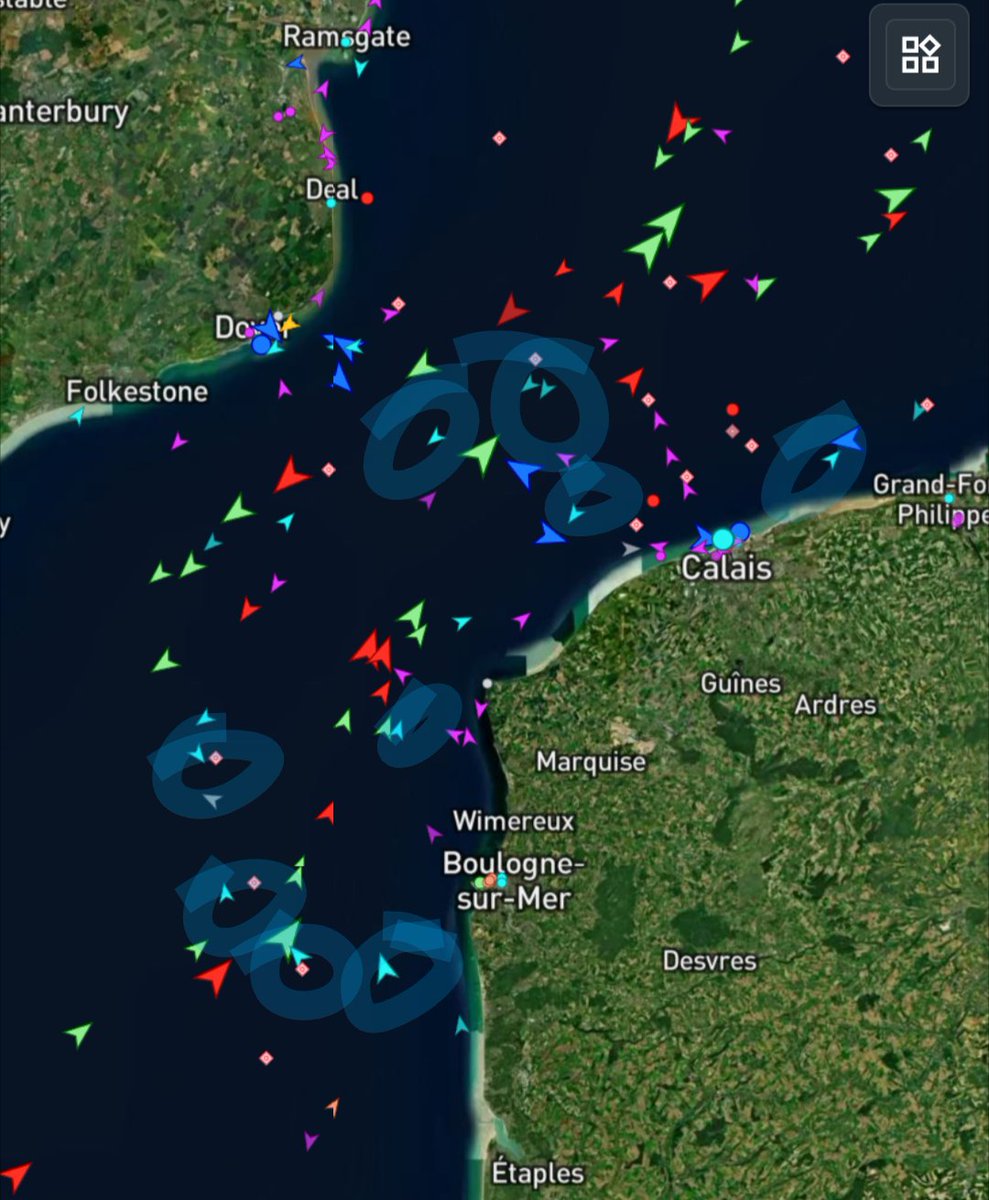 ActivePatriotUK's tweet photo. 🚨 Today is going to be a record day for this year for illegal migrants crossing the channel

Could be over 1000 today!

🛑 STOP THE BOATS 🛑 https://t.co/rv2TSVmkir