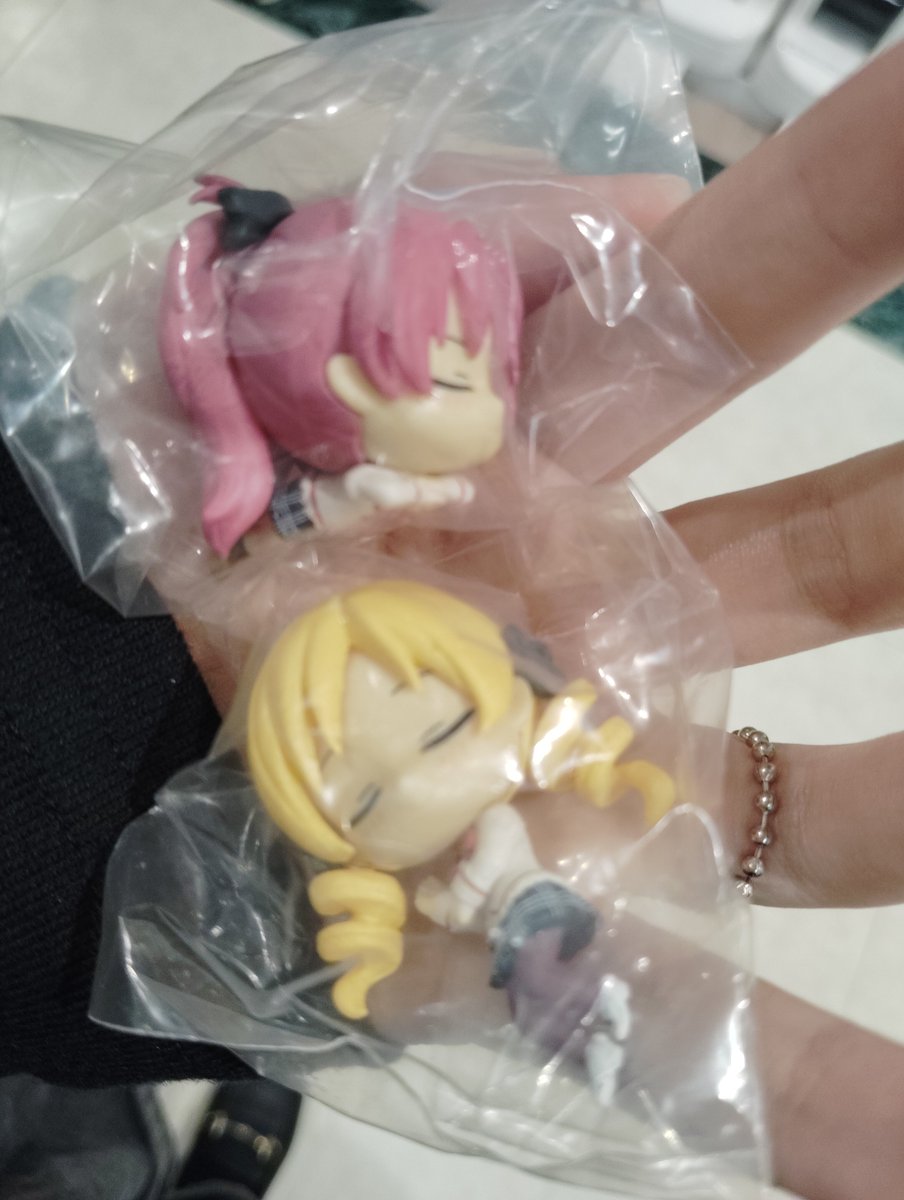 rea1195227's tweet photo. 本音はまどかが欲しかった https://t.co/5WItFI1t1g