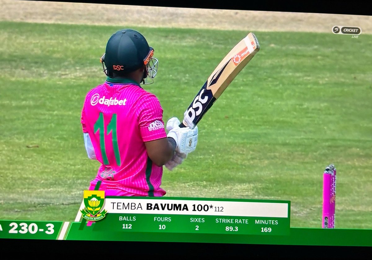 NaeemahBenjamin's tweet photo. TEMBA BAVUMAAAA 🔥🔥🔥 Captain my captain 👏👏 #SAvAUS https://t.co/BcjRcsJ2mX