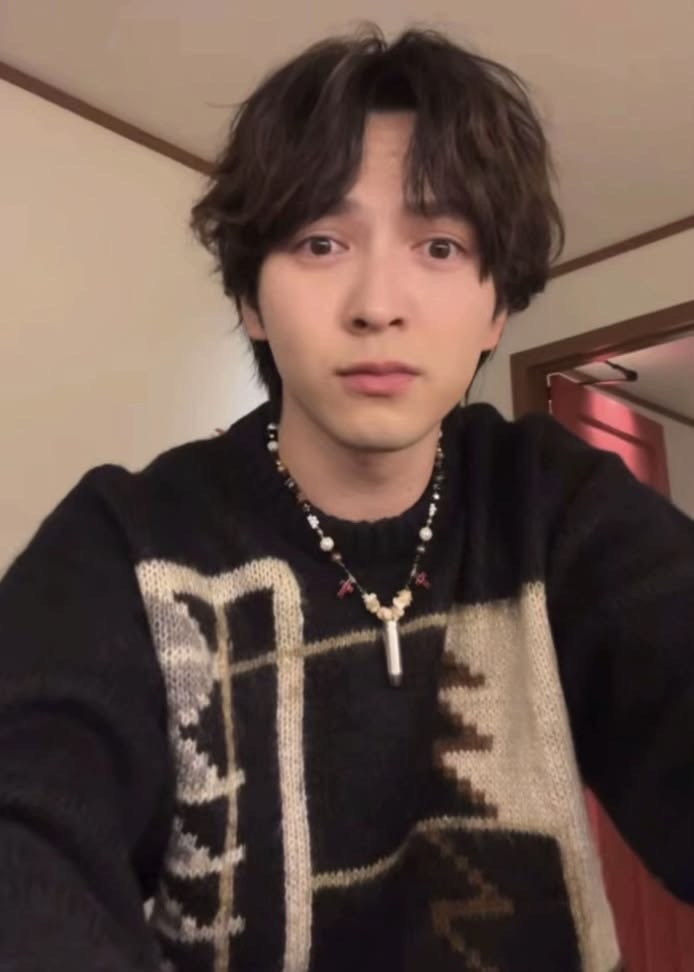 Yui1218jin1215's tweet photo. もう少しで仁人(冬ver.)がやってくるぞ！！！気をつけろ！！！
今のうちに過去の仁人(冬ver.)を見て
心臓を強くしろ！！！！ https://t.co/m33O5LEyLg