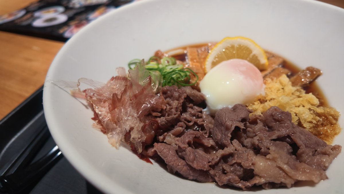 gar_osaka's tweet photo. @sanchanudon 最終日、早めに行って大正解。讃州のうどんを舌と記憶に刻みつけました。
美味しかったーーーーーー https://t.co/k4rOAw3Afs