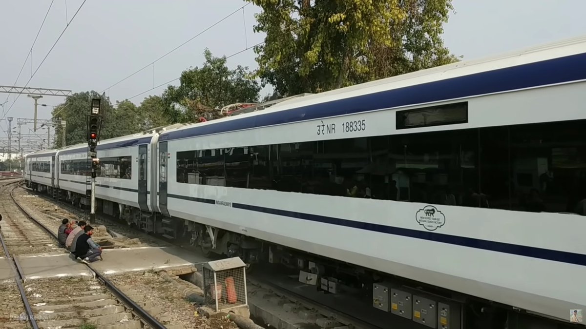 Ayushman2251187's tweet photo. The first Vande Bharat train, which was built in 2018, has been repainted in saffron color, replacing its original white color.
2018                                                         2026 https://t.co/P3RYmCu5hb