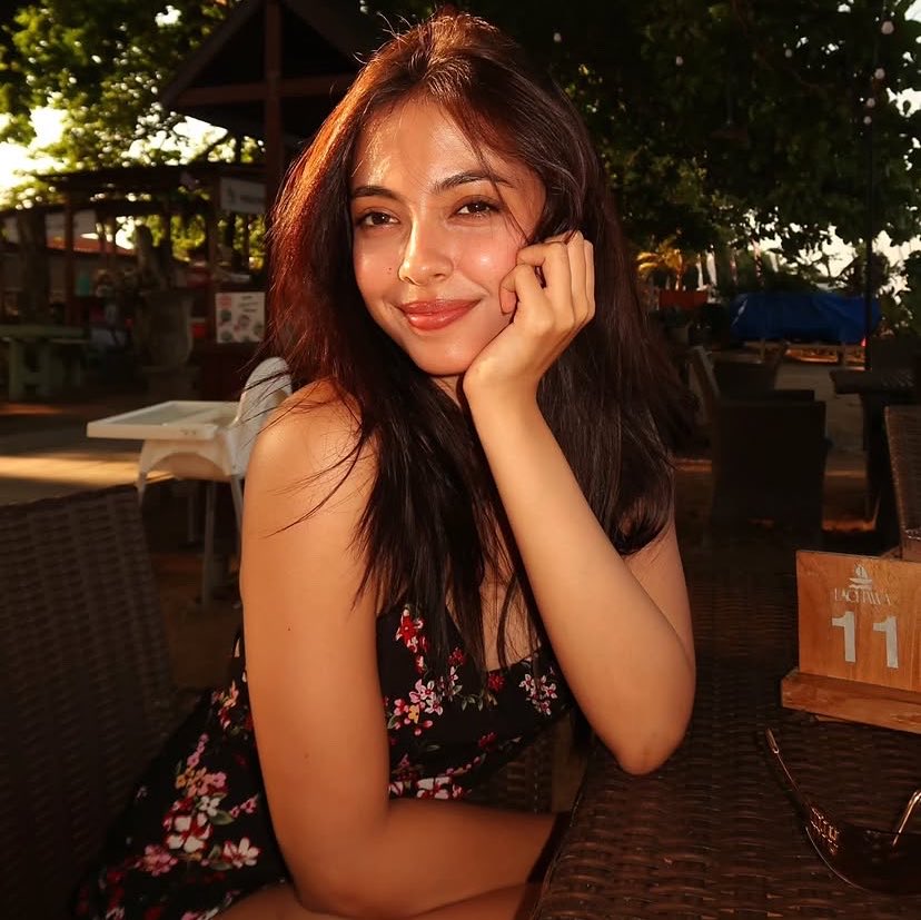 strawmallowies's tweet photo. sun-kissed and beautiful 🌅☀️ https://t.co/aULakukLms