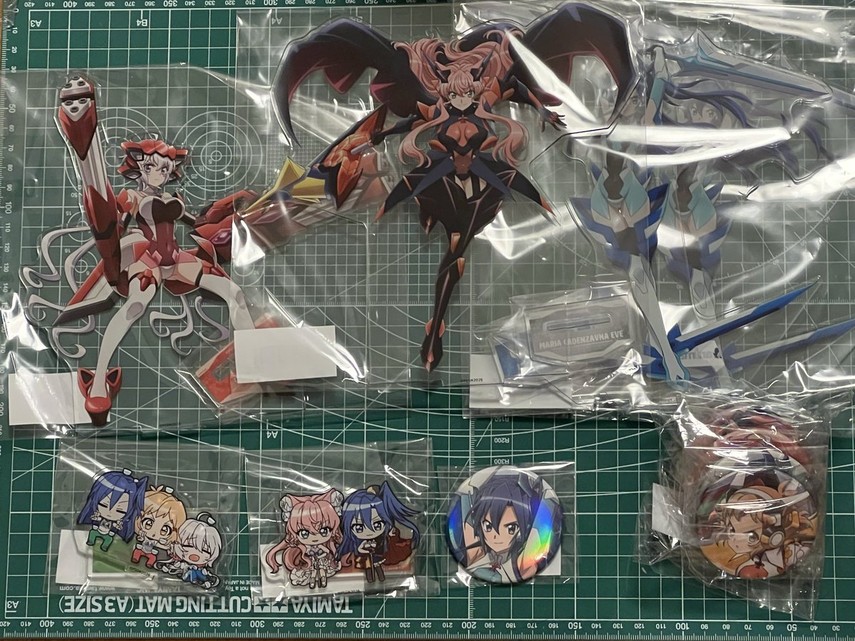 simeazigfxd's tweet photo. 今日買ったもの

シンフォギアは大体いつも通り。
缶バッジが選べるのは本当に助かる。

GAは懐かしくて、ちとせだけ購入。
フェア特典がアクスタ1個で貰えるのは助かる。

にじさんじビスケットはやしきずさんがいたので買ってみたが出ず。 https://t.co/F1psAyOiFV