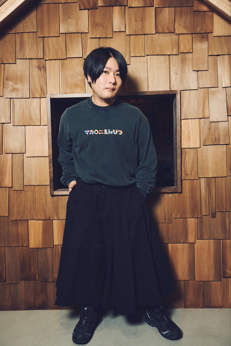 macarock0616's tweet photo. ＼＼ニューグッズ通販受付中❣️／／

「マカロックツアーvol.22」
ニューグッズの通販を受付中🚚🎁

ツアーに来れない方や、ツアーに来られる方も来場前から身につけてお楽しみ下さい🫶

▽マカロックツアーvol.22ツアーグッズ特設通販サイト
https://t.co/kTZ7gx2NIJ https://t.co/UdiRgPeoTr