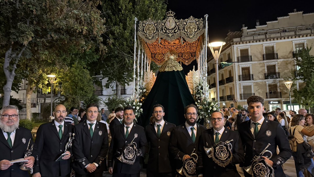 SantaAnaCornets's tweet photo. 🗓️📯En el día de ayer estuvimos presentes en la salida extraordinaria de la Hdad. de la Esperanza de #Baza por su 75 aniversario. 

#SantaAnaCornets @BMSantaAna https://t.co/ApAI8oXIup