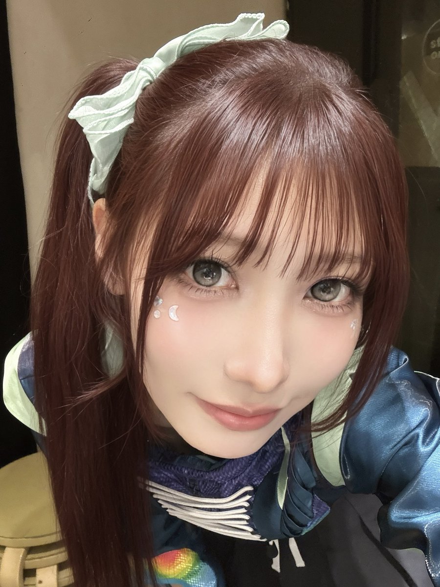 ria_revolution's tweet photo. この笑顔 500円 🌈‧₊˚♡ https://t.co/q0xuy4baIJ