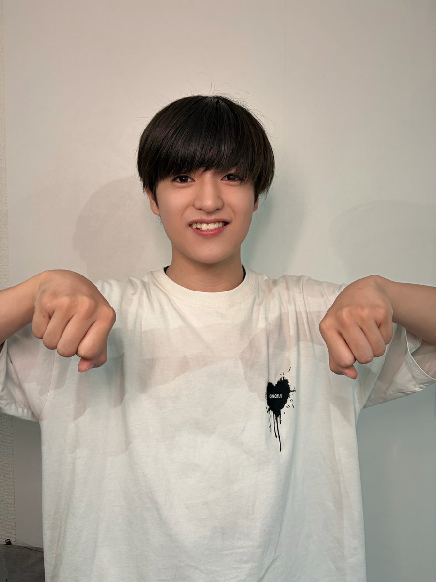 iiondo_official's tweet photo. /／
 📣リリースイベント特典会情報
\＼

本日の撮影ポーズをお知らせします！

📍OCAT B1F ポンテ広場

📸グループ撮影会・グループ&amp;グループ撮影会
指ハート

📸2ショット撮影会
A iiONDOポーズ☝️
B 鉄板焼きポーズ🥢
C くま

#iiONDO
#はつ恋ONDOの秋が来た
#EBiDAN https://t.co/438suh6Z6I
